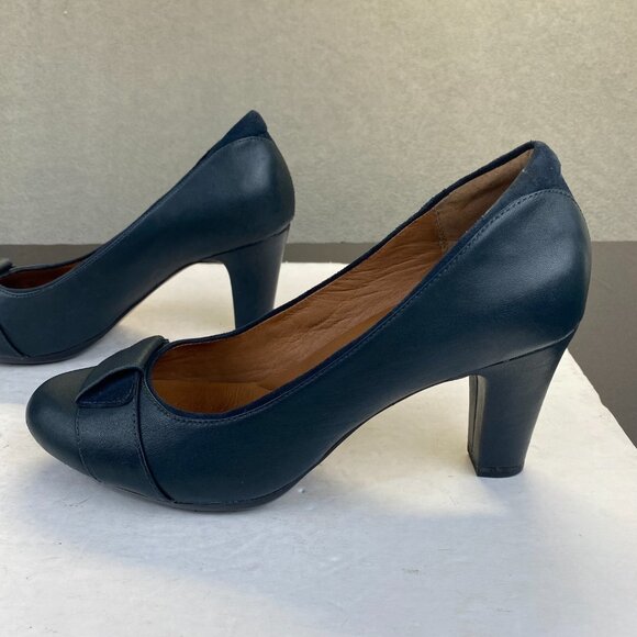 CLARKS Blue Leather Heels Pumps Women's Size 9.5M,Preppy - Picture 12 of 14